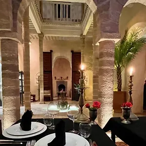 Malaika رياد الصويرة